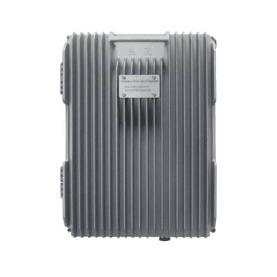  COBERTURA DE HASTA 5 km / Amplificador de Señal Celular / Banda 2, 1900 MHz. / 20 Watts de Potencia / Banda Ancha Multioperador / Protección Autoexcitación / Pantalla Interior para Monitoreo / Gabinete IP65.