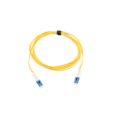 Jumper de Fibra Óptica Monomodo (OS2), XGLO, Riser, LC/UPC-LC/UPC Duplex, OFNR, Color Amarillo, 3 Metros (9.84 Pies)