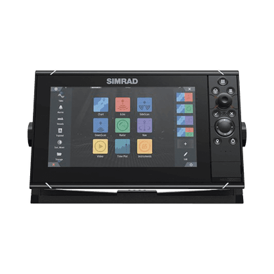 Pantalla Náutica 9 Pulgadas SolarMAX IPS / Procesador iMX 8 / Ecosonda Integrada 1kW CHIRP / GPS Incorporado / Conectividad Inalámbrica / Compatibilidad con Accesorios Simrad / Montaje Flush o Bracket / Incluye Mapa Mundial